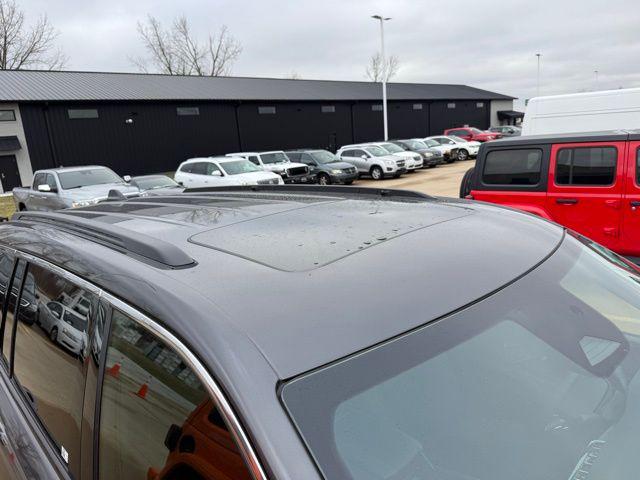 2025 Jeep Grand Cherokee GRAND CHEROKEE L LAREDO X 4X4