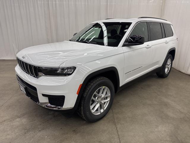 2025 Jeep Grand Cherokee GRAND CHEROKEE L LAREDO X 4X4