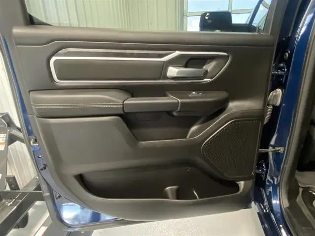 2023 Ram 1500 Big Horn Crew Cab 4x4 5'7" Box