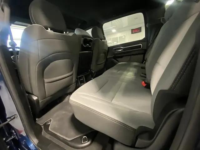 2023 Ram 1500 Big Horn Crew Cab 4x4 5'7" Box