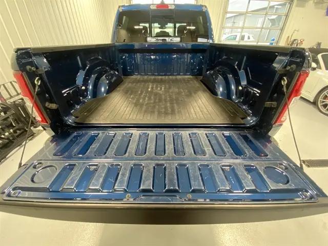 2023 Ram 1500 Big Horn Crew Cab 4x4 5'7" Box