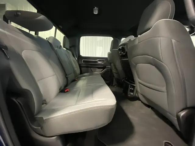 2023 Ram 1500 Big Horn Crew Cab 4x4 5'7" Box