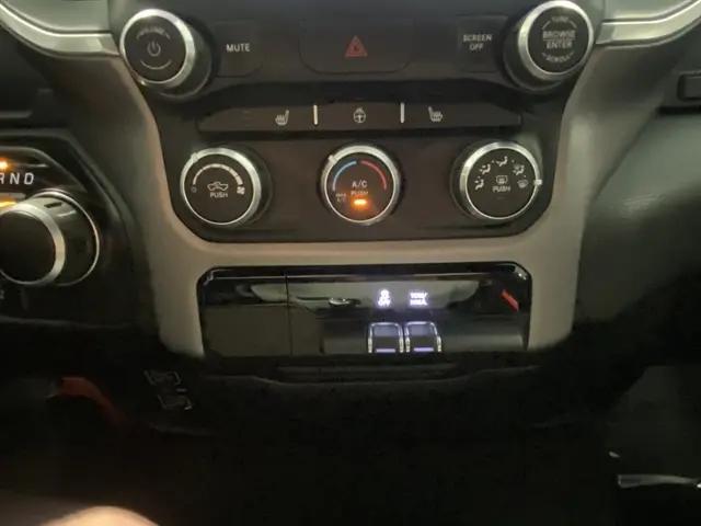 2023 Ram 1500 Big Horn Crew Cab 4x4 5'7" Box