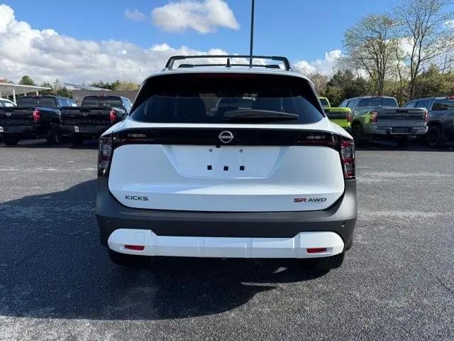 2026 Nissan Kicks SR