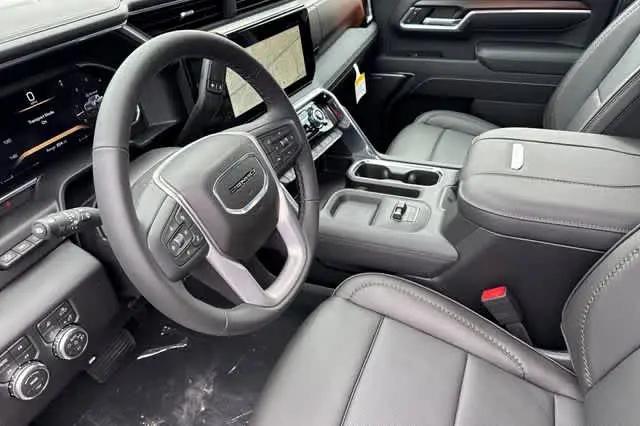 2026 GMC Sierra 2500HD Crew Cab, Standard Bed, Denali, 4WD