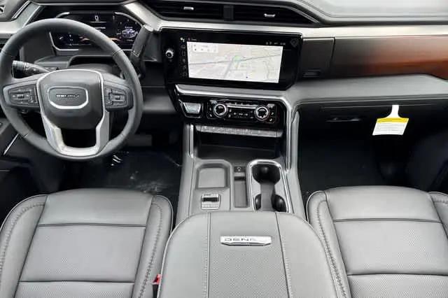 2026 GMC Sierra 2500HD Crew Cab, Standard Bed, Denali, 4WD