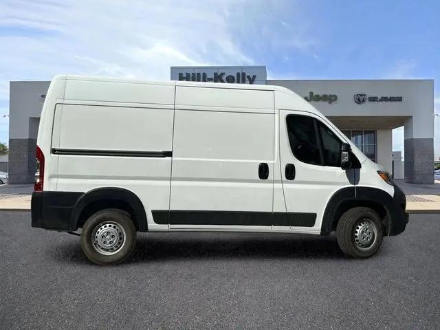 2026 Ram ProMaster 2500 Cargo Van Tradesman High Roof 136" WB w/Pass Seat
