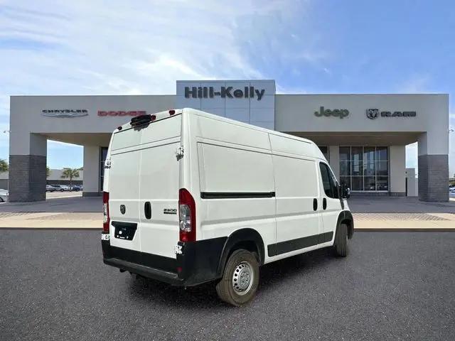 2026 Ram ProMaster 2500 Cargo Van Tradesman High Roof 136" WB w/Pass Seat