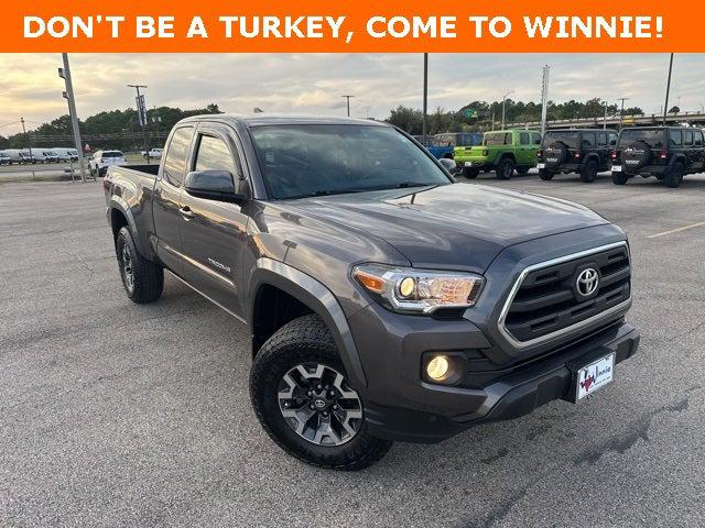 2017 Toyota Tacoma SR5 V6 2017 Toyota Tacoma SR5 V6