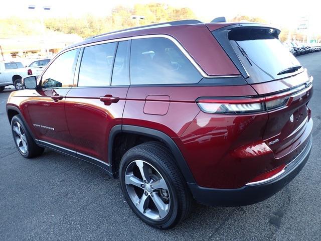 2024 Jeep Grand Cherokee Limited 4x4 2024 Jeep Grand Cherokee Limited 4x4