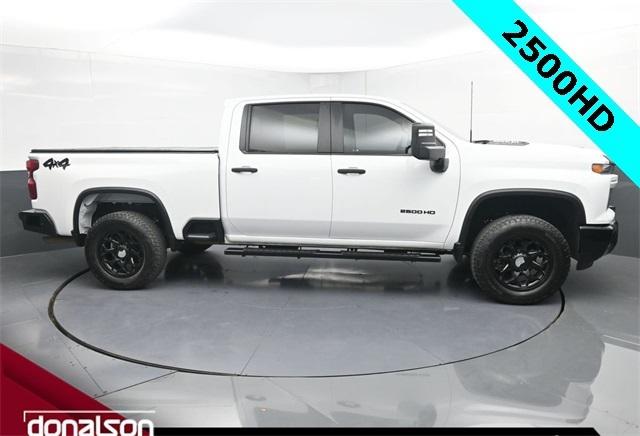 2024 Chevrolet Silverado 2500HD 4WD Crew Cab Standard Bed Custom