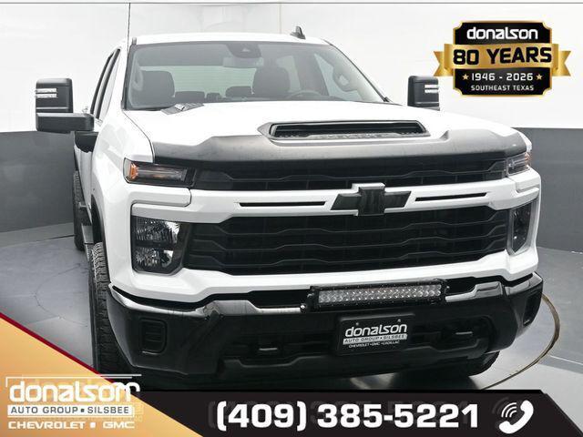 2024 Chevrolet Silverado 2500HD 4WD Crew Cab Standard Bed Custom