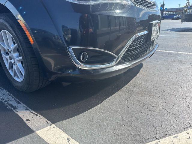 2020 Chrysler Pacifica Touring L 2020 Chrysler Pacifica Touring L