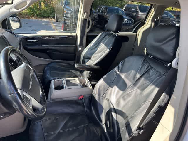 2012 Chrysler Town and Country Touring-L