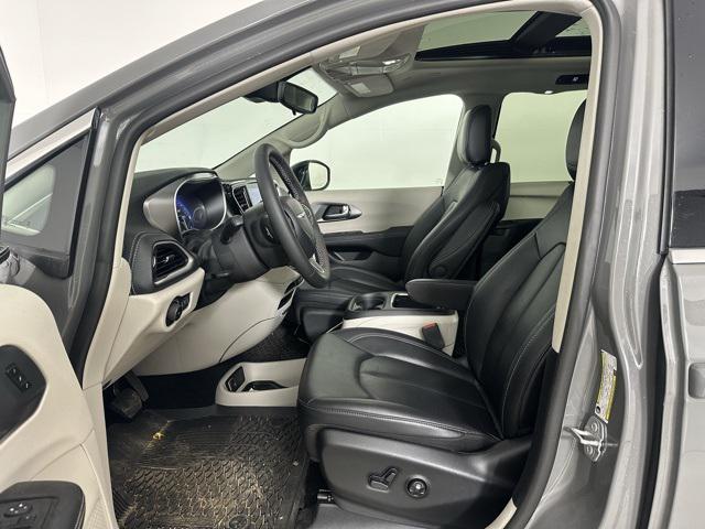 2024 Chrysler Pacifica Touring L AWD 2024 Chrysler Pacifica Touring L AWD