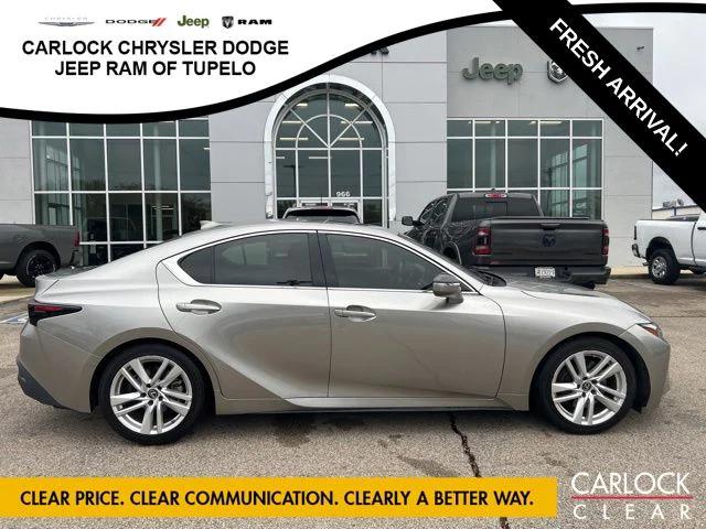 2021 Lexus IS 300  2021 Lexus IS 300