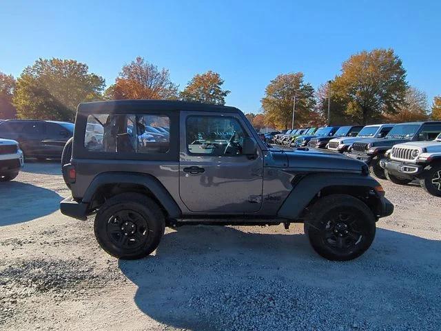 New 2026 Granite Crystal Metallic Clear-Coat Exterior Paint Jeep Sport image 6