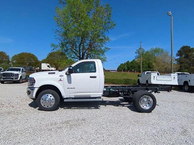 2026 RAM 4500 Chassis RAM 4500 BIG HORN CHASSIS REGULAR CAB 4X4 60 CA