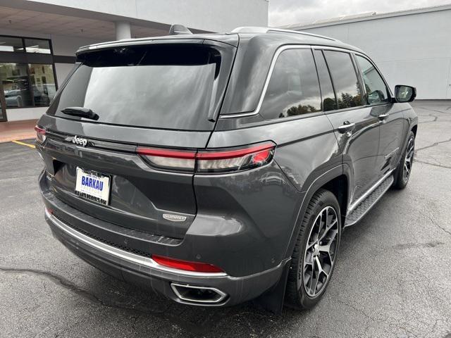 2022 Jeep Grand Cherokee Summit Reserve 4x4 2022 Jeep Grand Cherokee Summit Reserve 4x4
