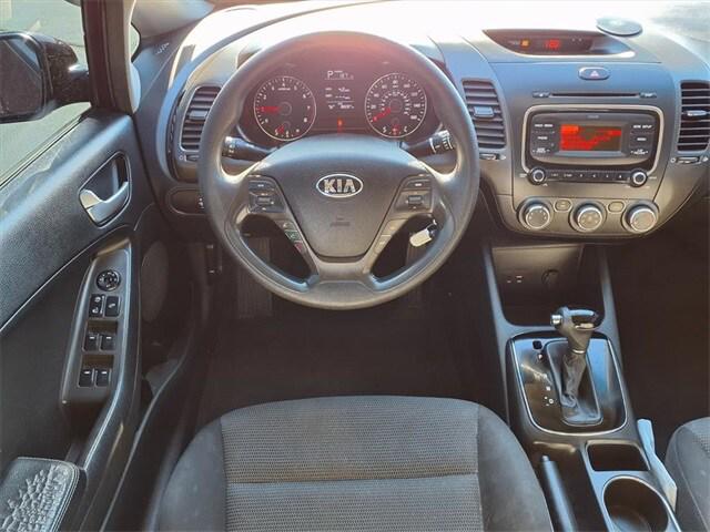 2017 Kia Forte LX 2017 Kia Forte LX