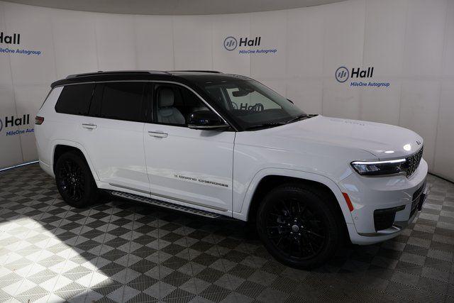 2023 Jeep Grand Cherokee L Summit 4x4 2023 Jeep Grand Cherokee L Summit 4x4