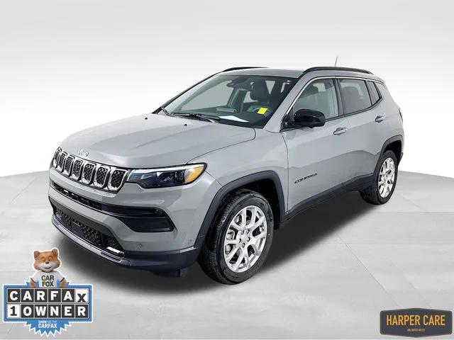 2023 Jeep Compass Latitude Lux FWD 2023 Jeep Compass Latitude Lux FWD