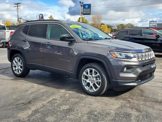 2022 Jeep Compass Latitude Lux 4x4 2022 Jeep Compass Latitude Lux 4x4