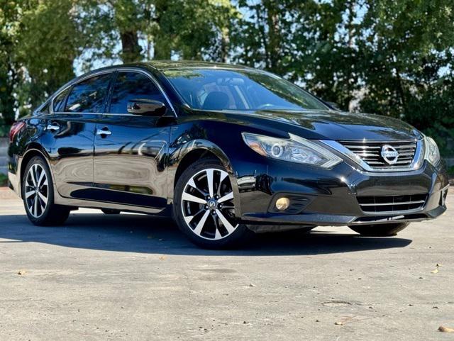 2017 Nissan Altima 2.5 SR 2017 Nissan Altima 2.5 SR