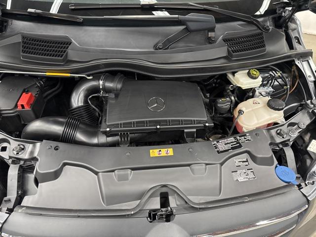 2022 Mercedes-Benz Metris Passenger