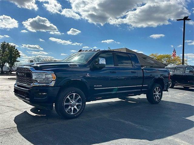 2024 RAM 3500 Limited Mega Cab 4x4 64 Box 2024 RAM 3500 Limited Mega Cab 4x4 64 Box