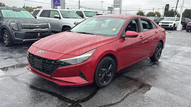 2023 Hyundai Elantra SEL 2023 Hyundai Elantra SEL