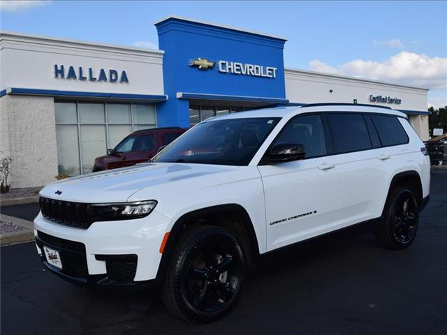 2023 Jeep Grand Cherokee L Altitude 4x4 for sale in Dodgeville, WI