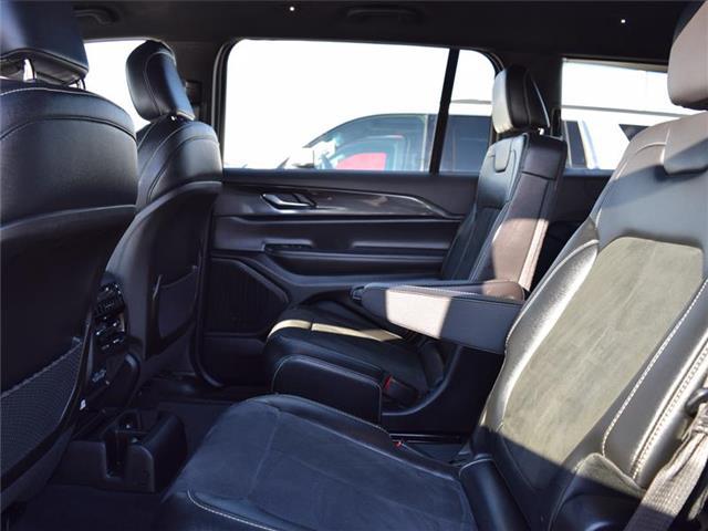 2023 Jeep Grand Cherokee L Altitude 4x4