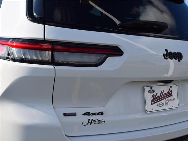 2023 Jeep Grand Cherokee L Altitude 4x4