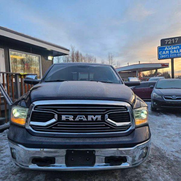 2017 Ram 1500 Limited Crew Cab 4x4 5'7" Box