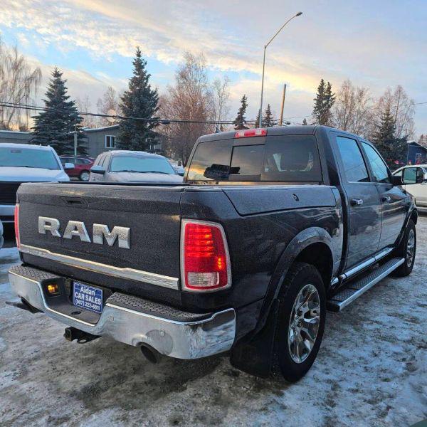 2017 Ram 1500 Limited Crew Cab 4x4 5'7" Box