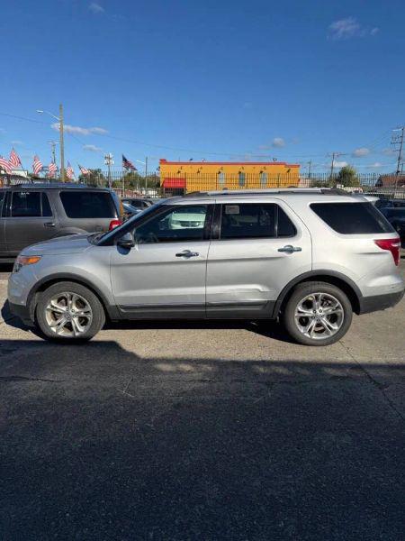 2011 Ford Explorer Limited