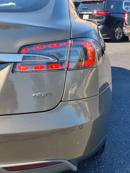 2015 Tesla Model S 85D