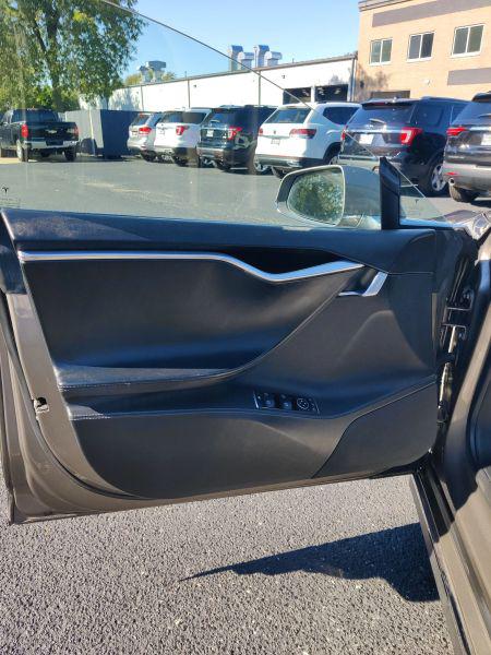 2015 Tesla Model S 85D