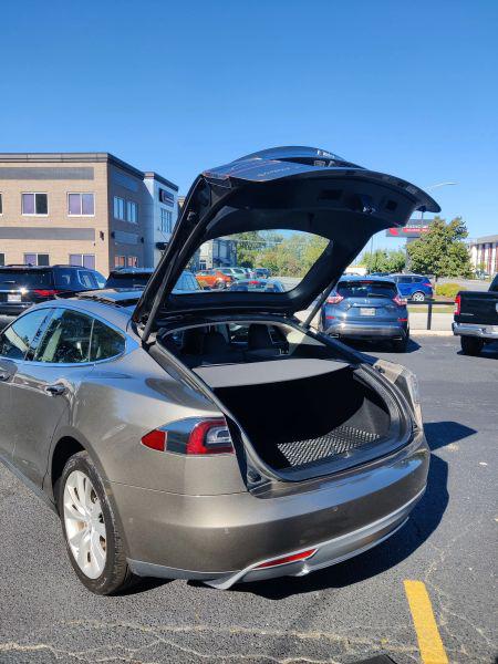 2015 Tesla Model S 85D