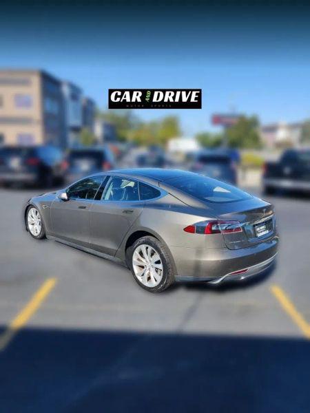2015 Tesla Model S 85D