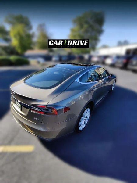 2015 Tesla Model S 85D