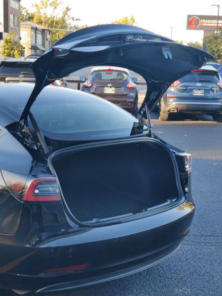 2022 Tesla Model 3 Rear-Wheel Drive