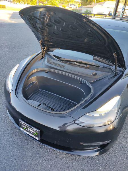 2022 Tesla Model 3 Rear-Wheel Drive