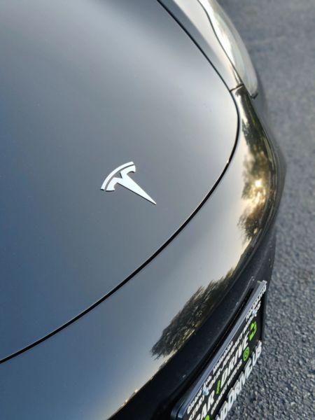 2022 Tesla Model 3 Rear-Wheel Drive