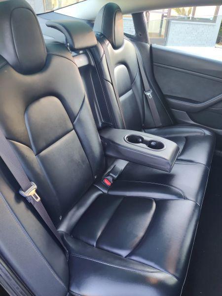 2022 Tesla Model 3 Rear-Wheel Drive