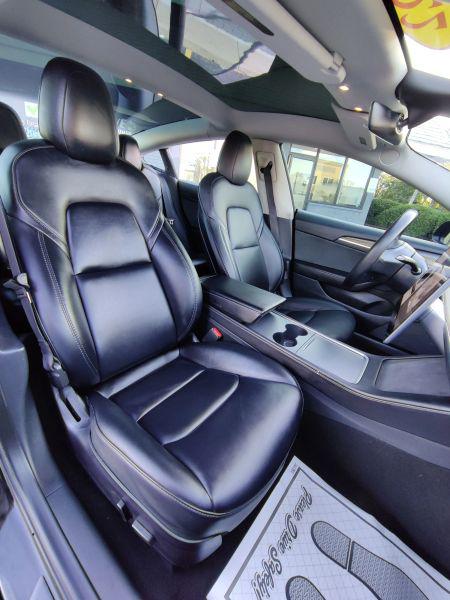 2022 Tesla Model 3 Rear-Wheel Drive