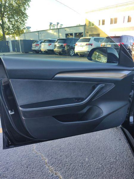 2022 Tesla Model 3 Rear-Wheel Drive