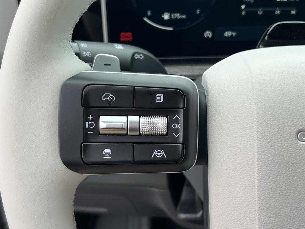 2026 Hyundai Santa Fe Limited - Photo 14
