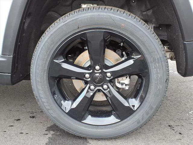 2025 Jeep Grand Cherokee Altitude X 4x4